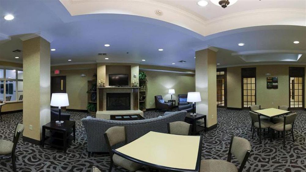 Express By Ihg Hotel 2*